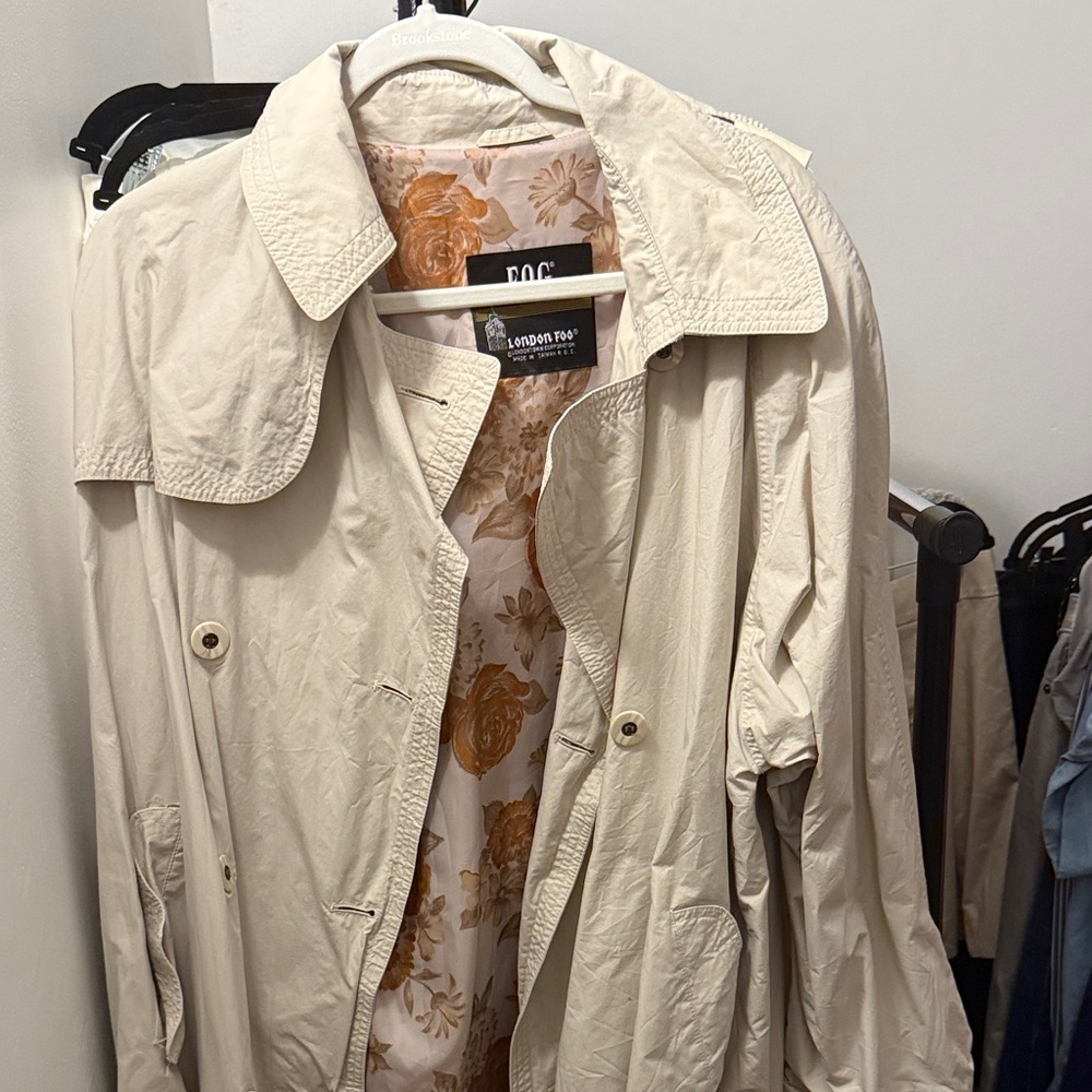 London Fog Women's Classic Tan Trench Coat